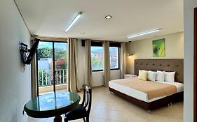 Hotel Prince Plaza